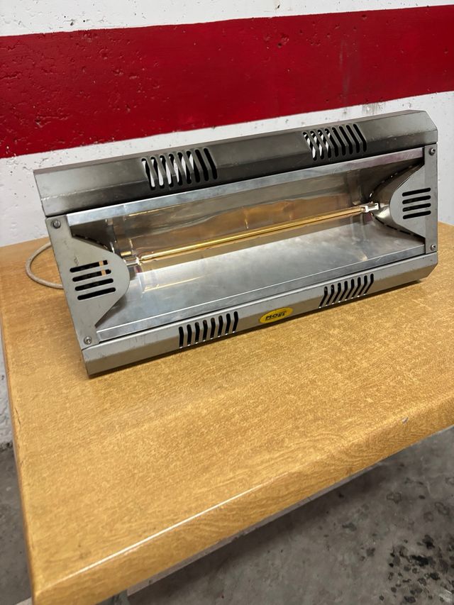 Estufa infrarrojos MOEI 2000W.