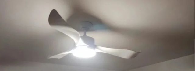 Ventilador de techo blanco - 3 aspas