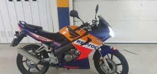 Honda CBR 125R 2005 Repsol
