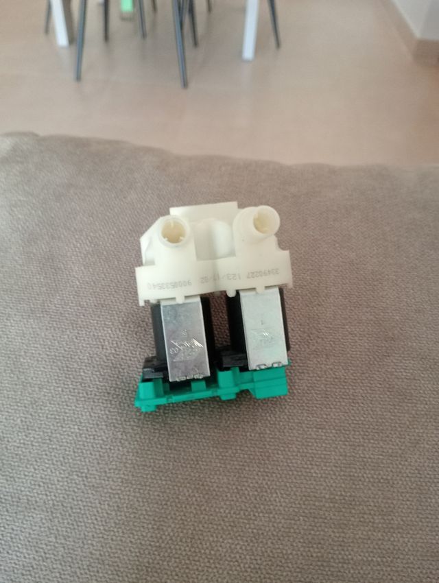Electroválvula doble lavadora Balay