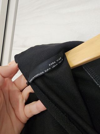 Blusa negra Zara mujer