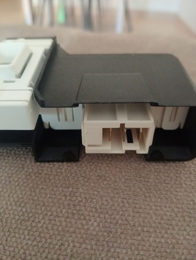 Cierre puerta Balay Bosch