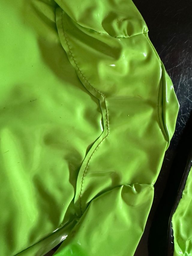 Gabardina y pañuelo Nancy años 70