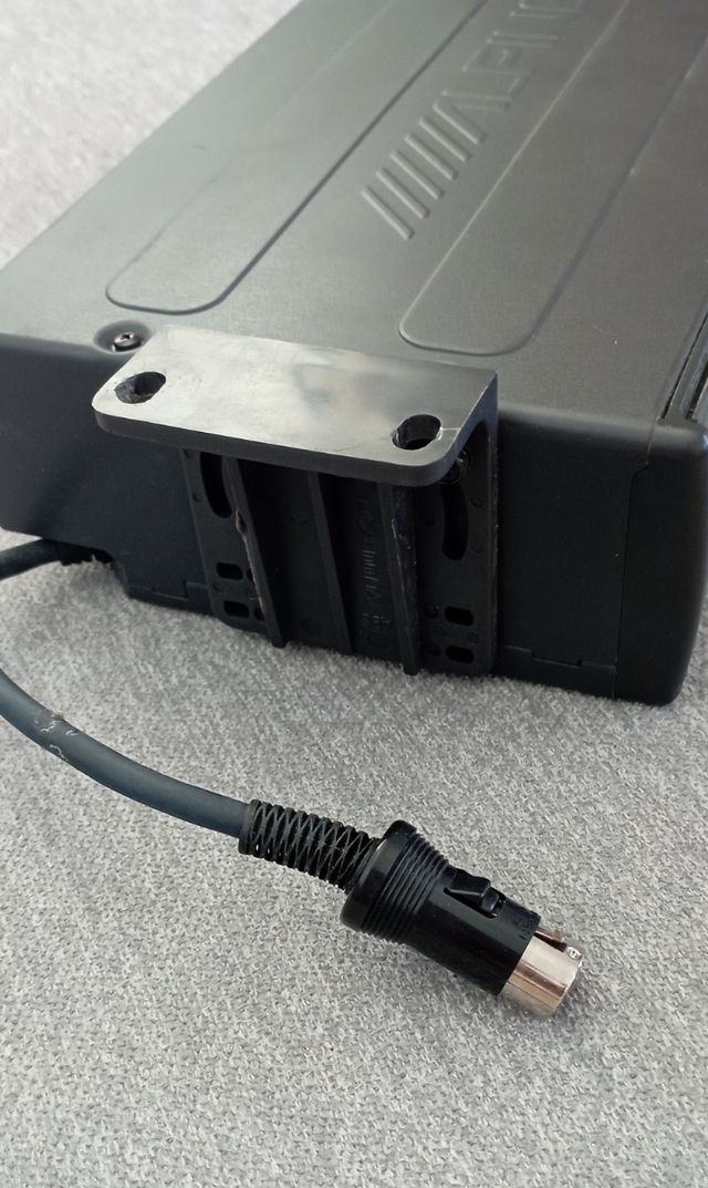 Alpine CHM-S611 Cargador CD 6 Discos