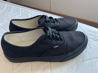 Vans Authentic negras - Talla 39