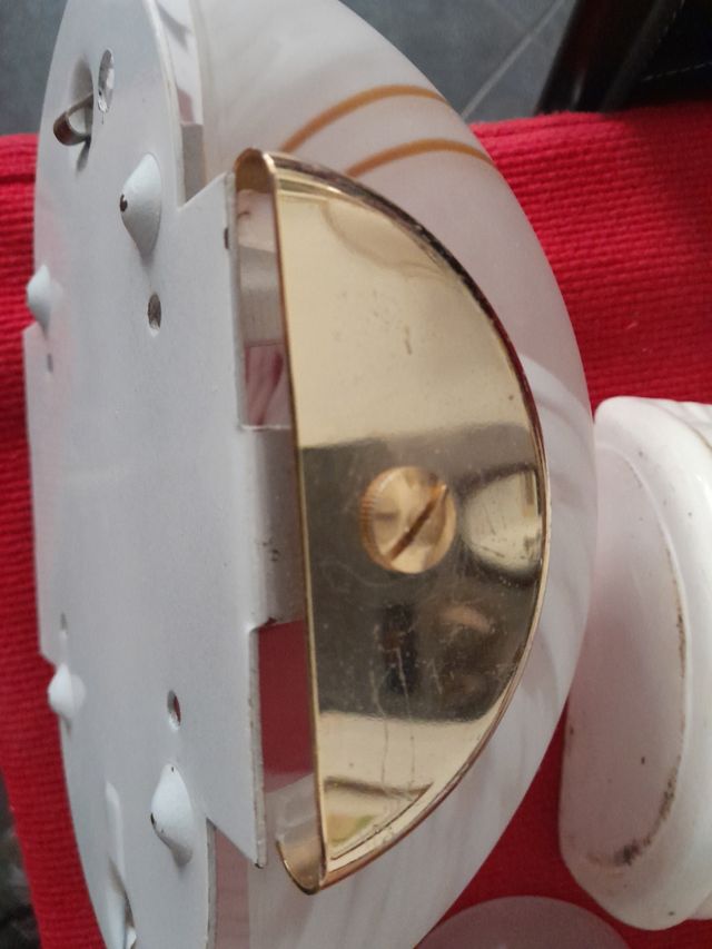 Plafoniera vintage vetro bianco e oro