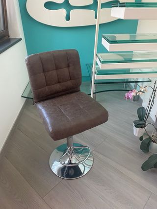 4 sedie Sgabello Marrone 45€ cadauno 