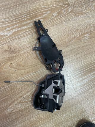 Cerradura puerta delantera BMW E92