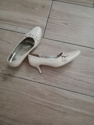 Zapatos kitten heel tacón pequeño blanc os  37