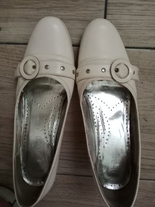 Zapatos kitten heel tacón pequeño blanc os  37