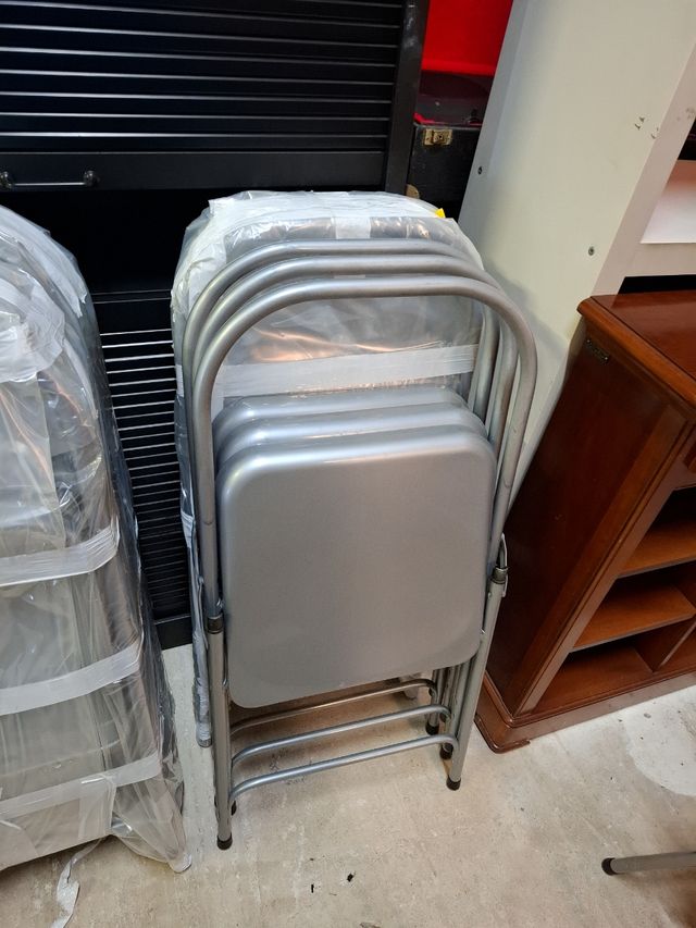 Silla plegable metalica gris