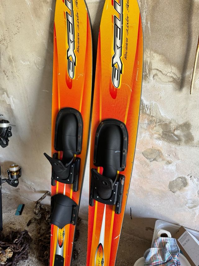 Esquís acuáticos Exell