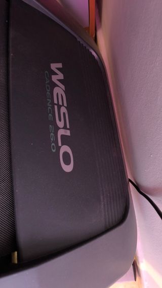 Cinta de Correr WESLO Cadence 26.0 - usada