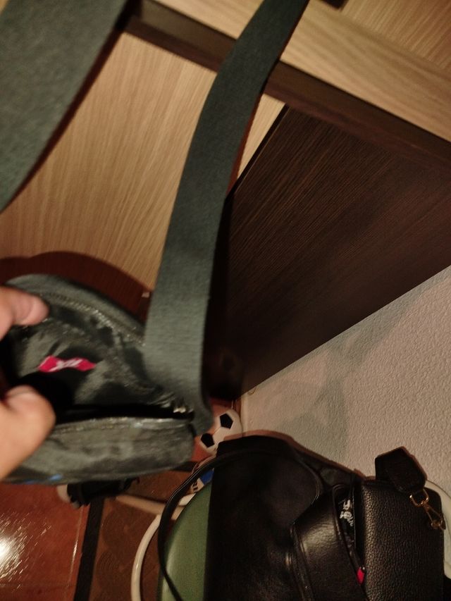 Bolso bandolera Xty negro