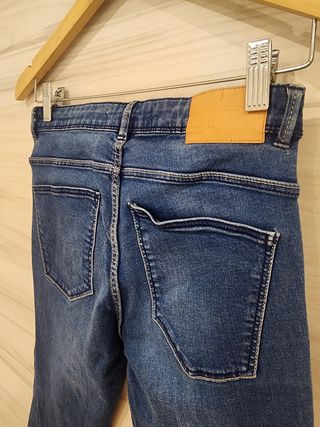 2 pantalones vaqueros Zara