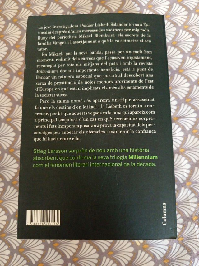 La noia que somiava un llumí i un bidó de gasol...