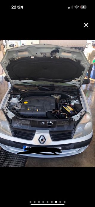 Renault Clio 2004