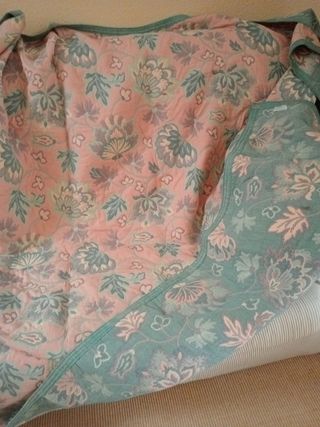 Manta reversible 1,75x2,50 - Beige/Verde/rosa.