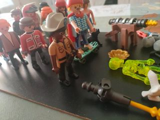 Figuras y accesorios castillo SE ADMITEN OFERTAS.