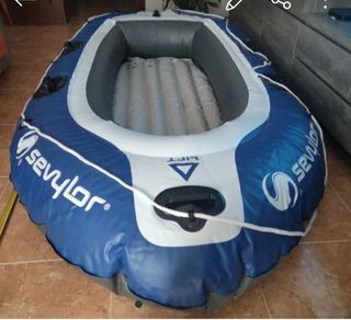 Barca hinchable Sevylor + 2 remos