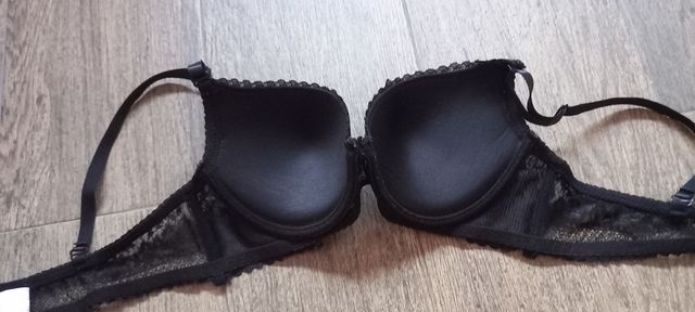 Sujetador encaje negro