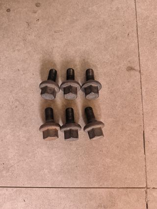 Tornillos rueda Citroen AX (6)