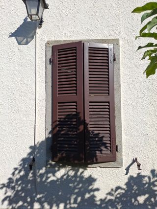 Persiane legno castagno - marrone scuro