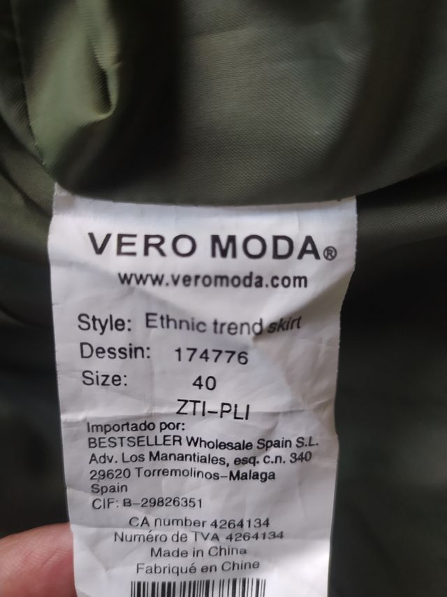 Falda Vero Moda L - Bordada Verde