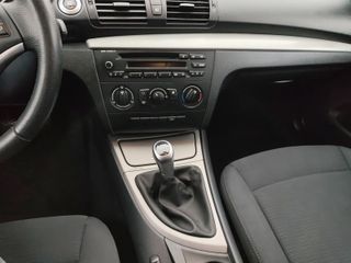 BMW Serie 1 118i 143cv 2009