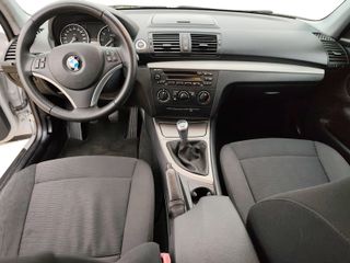 BMW Serie 1 118i 143cv 2009