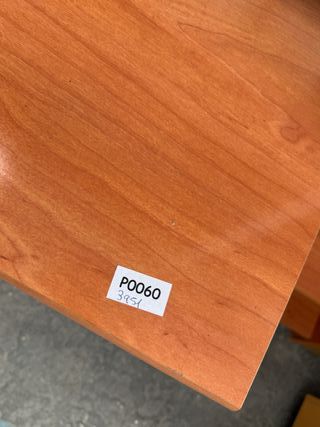 Escritorio  + estanterías
