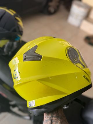 Casco moto Acerbis amarillo 
y otros modelos