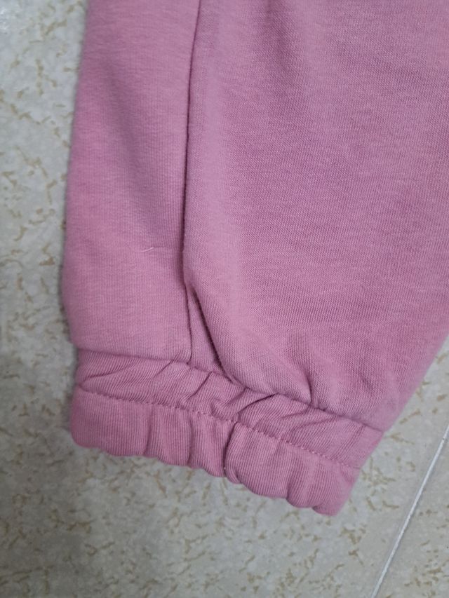 Pantaloni sportivi Stradivarius nuovi