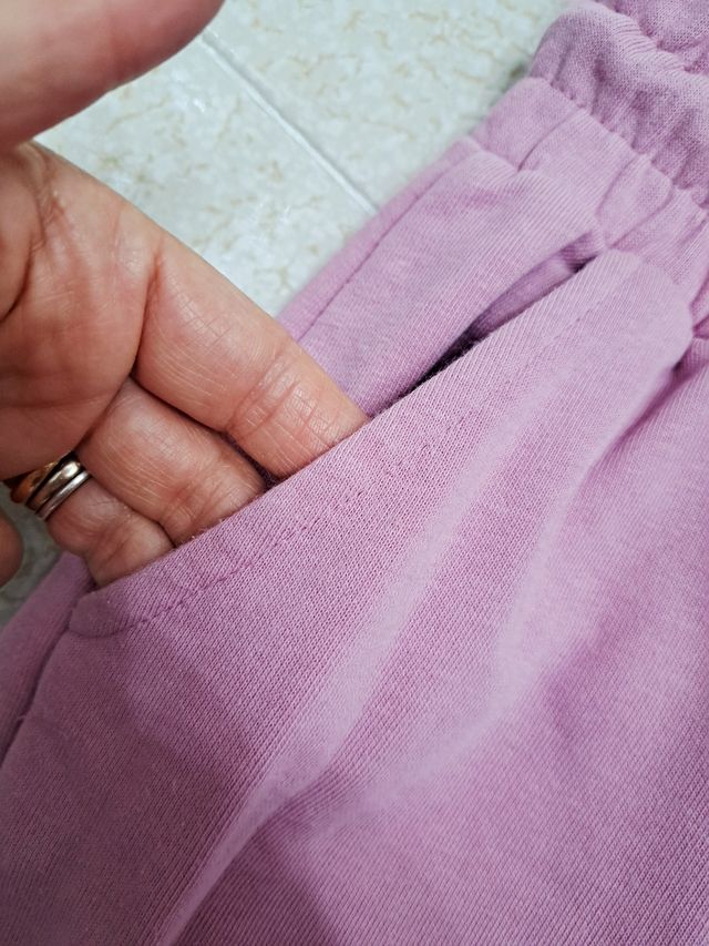 Pantaloni sportivi Stradivarius nuovi