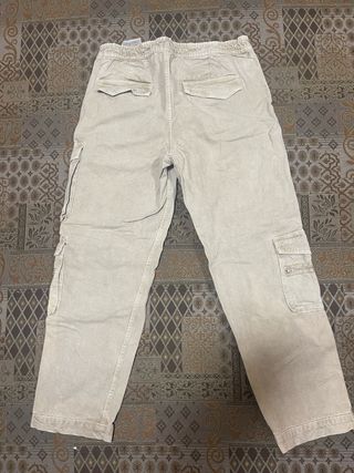 Pantalones Cargo Beige