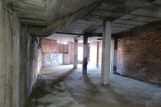 Local comercial en venta en Gines