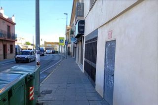 Local comercial en venta en Gines