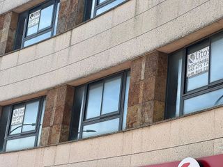 Oficina en venta en Arco Norte - Avda. España en Dos Hermanas