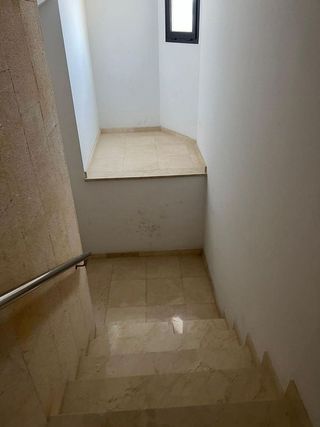 Oficina en venta en Arco Norte - Avda. España en Dos Hermanas