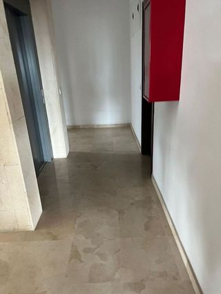 Oficina en venta en Arco Norte - Avda. España en Dos Hermanas