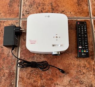 Proyector LG PF50KS, Smart Tv, FullHD, 600 lumenes