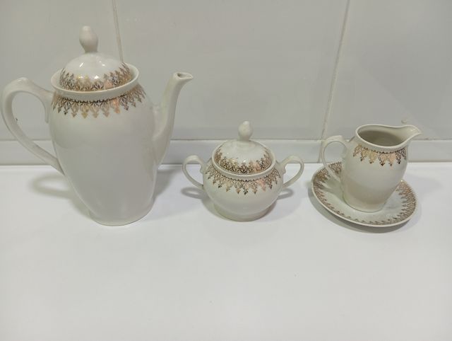 Santa Clara Juego de té antiguo dorado