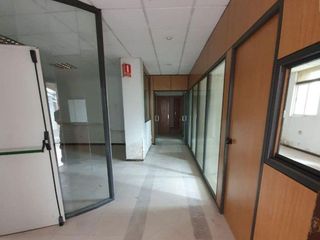 Local comercial en venta en Yucatán - Las Cornisas en Rozas de Madrid (Las)