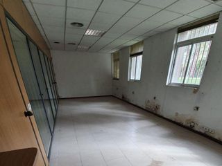 Local comercial en venta en Yucatán - Las Cornisas en Rozas de Madrid (Las)