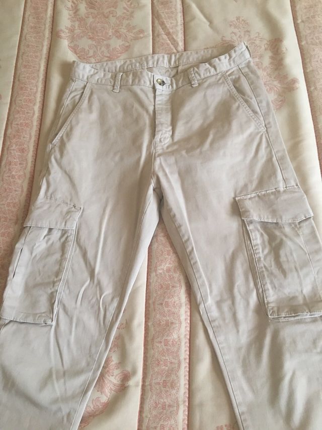 Pantalón Cargo Zara Beige, 