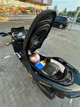 Yamaha XMAX 300 Tech - Impecable