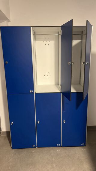 Vestuario gimnasio: taquillas fenolicas