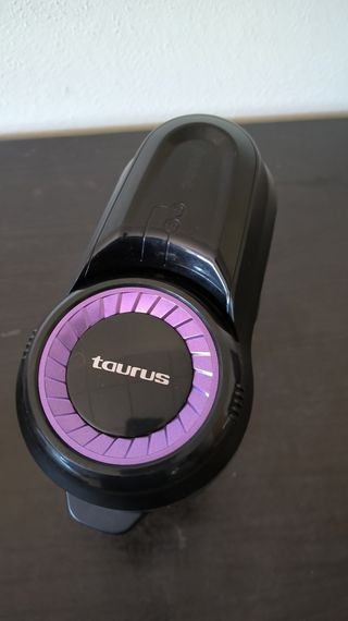 Aspiradora  Taurus  para piezas p3y4528