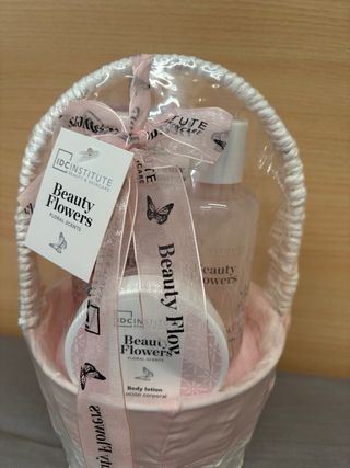 Set baño IDCINSTITUTE Beauty Flowers