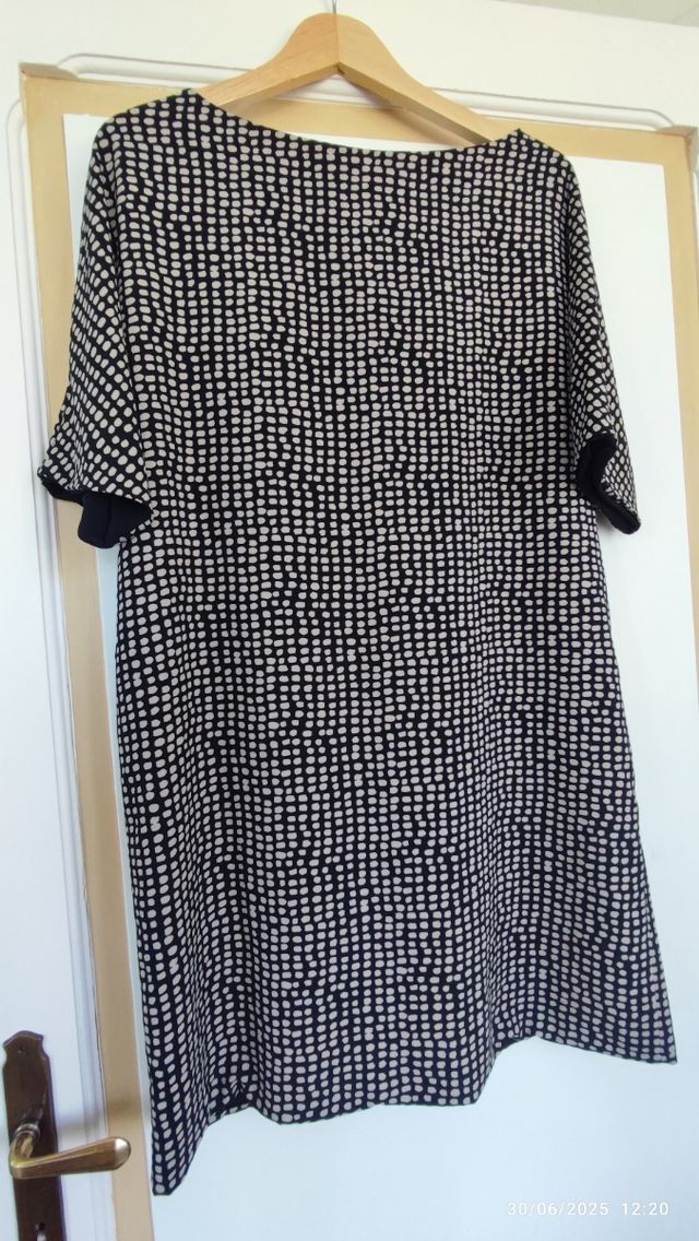 Vestito estivo beige e nero